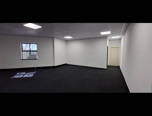 BUSINESS PROPERTY TO RENT IN BRYANSTON
